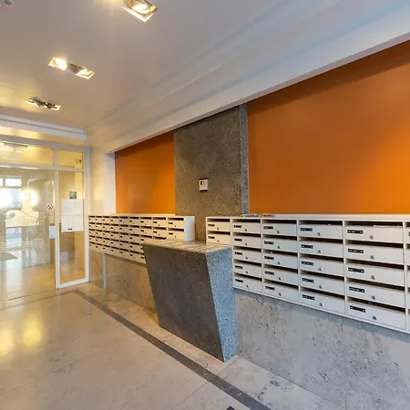 Coastal Stay, Middelkerke, Cleaning Included Apartamento